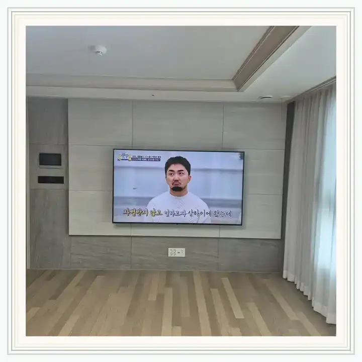 벽걸이TV 거치대 참고 사진 · 파주운정 경남아너스빌 리버 설치 조건