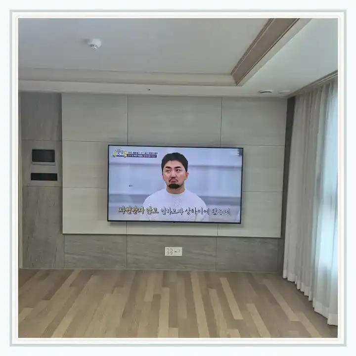 벽걸이TV 거치대 참고 사진 · 호반써밋 그랜드에비뉴 설치 조건